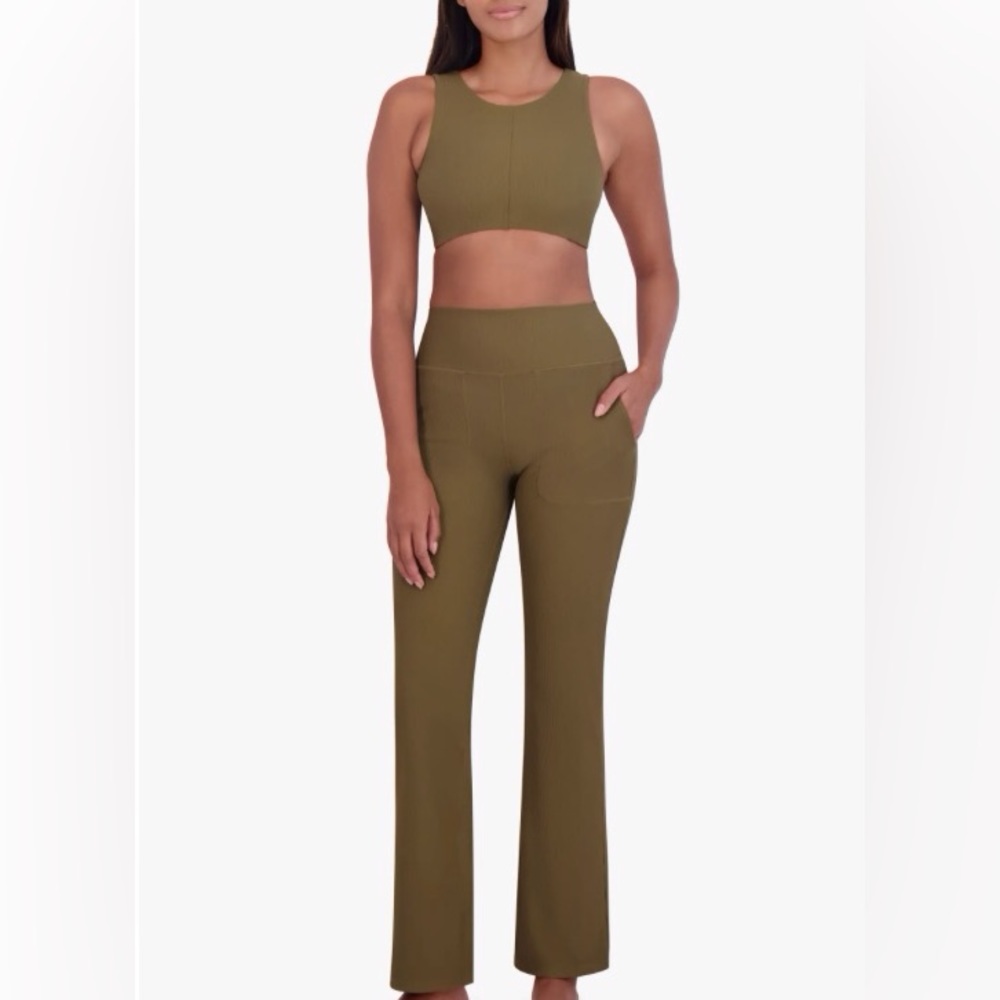 Sage Collective Beech Racer Rib Active Set size Medium NWT